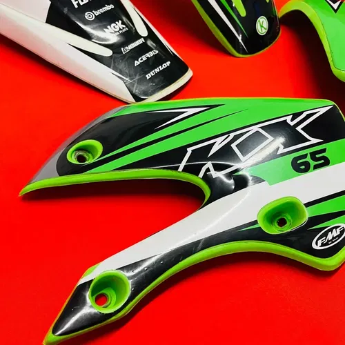 KX65 SHROUDS FENDERS PLASTICS KIT GENUINE OEM KAWASAKI RM KX 65 KLX110 2000-2019