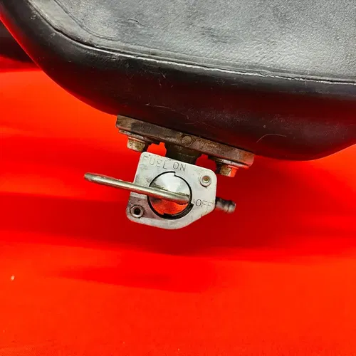 CR85 GAS FUEL TANK SHROUDS JFG RACING CAP GENUINE OEM HONDA CR 85 R RB 2003-2008
