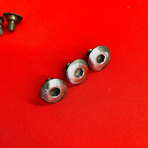CR85 FORK GUARD BOLTS SCREWS MOUNTS GENUINE OEM HONDA CR 80 85 R B (96-08)