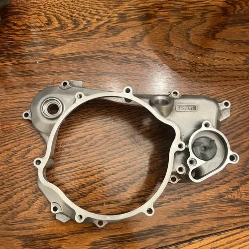 2001 RM125 Inner Clutch Cover 