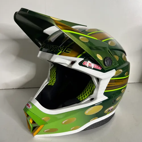 Bell Moto 10 Helmets MC Replica - Size M