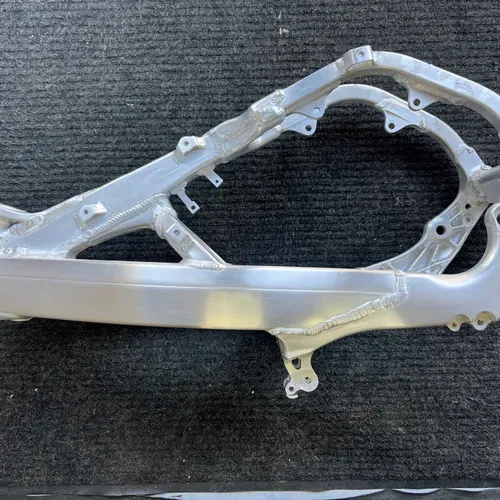 Honda CR125 Frame 02-07