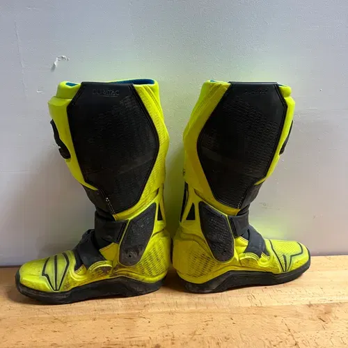 Fox Instinct Size 9 