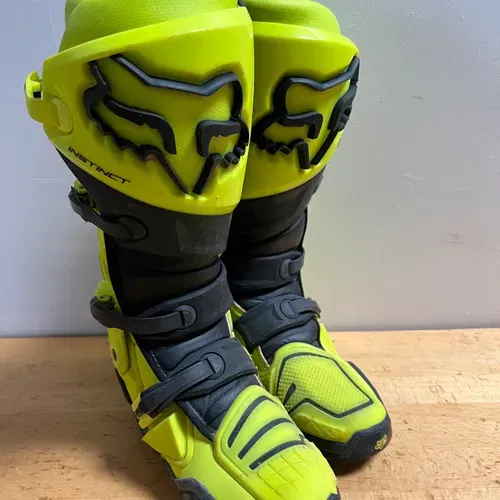 Fox Instinct Size 9 