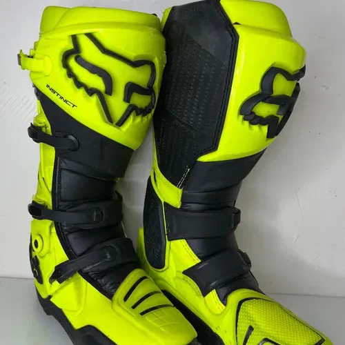 Fox Instinct boots size 13
