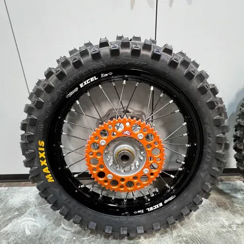 KTM85SX アルミリムフロント19 ／ リア 16 ラージ 新車外し未使用 リアショック – WPサスペンション 日本 オフィシャルウェブサイト