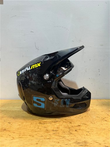 NEW Fly Racing 2024 Formula S Carbon Helmet (Size M)