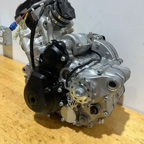 2024 KTM 250 SX-F / FC 250 / MC250F Motor Complete New 