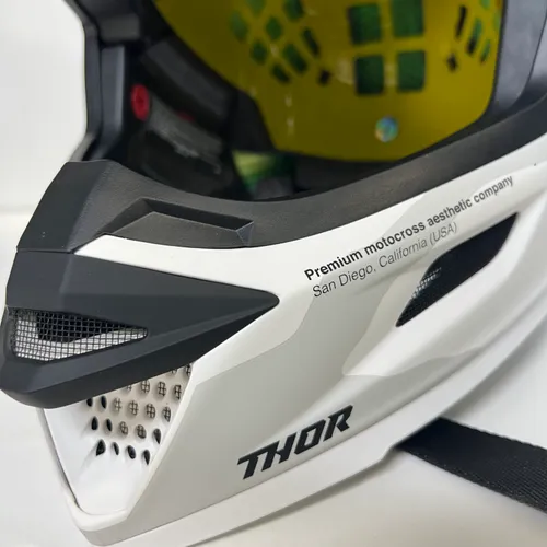 Thor Reflex Helmets - Size Medium 