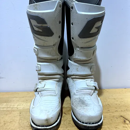 Gaerne SG22 Motocross Boots - Size 8