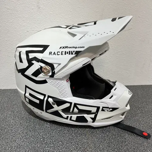 6D FXR ATR - 2 Helmet / Medium 