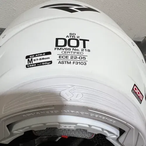 6D FXR ATR - 2 Helmet / Medium 