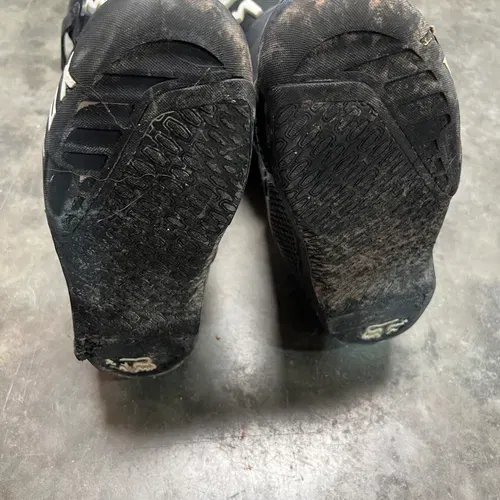 Fox Instinct Boots Size 8 