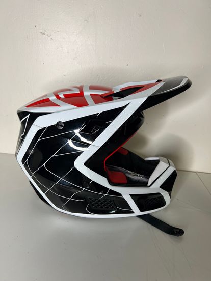 Fox Racing V3RS Helmets - Size M V3Rs