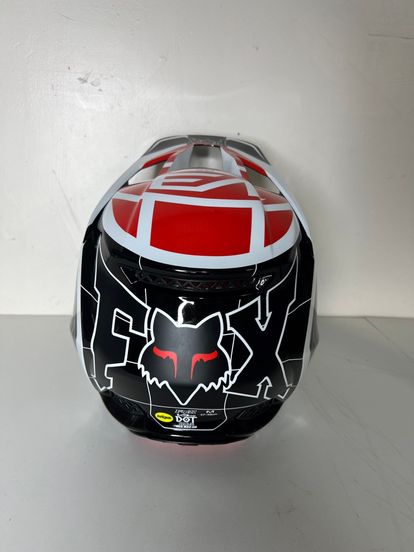 Fox Racing V3RS Helmets - Size M V3Rs