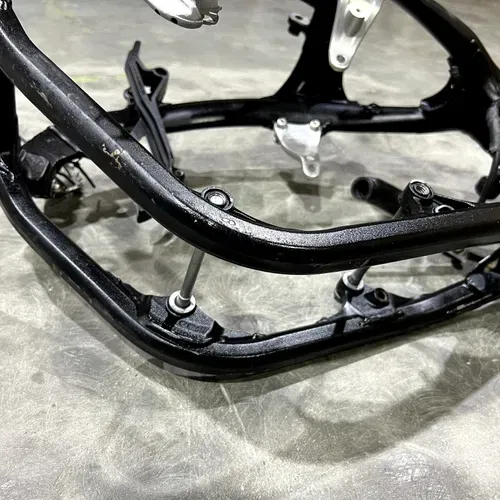 OEM KTM 23 2023 250XC-F 250 XC-F XCF MAIN FRAME CHASSIS