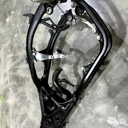 OEM KTM 23 2023 250XC-F 250 XC-F XCF MAIN FRAME CHASSIS