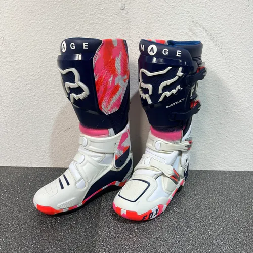 Fox Instinct Boots LE Size 8 