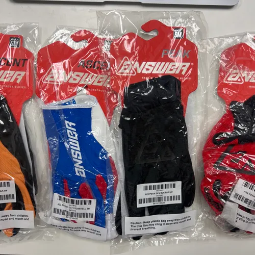 Answer Glove Lot Of 4 