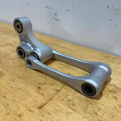 KTM linkage And Knuckle New Oem 