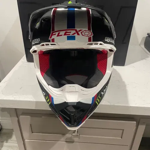 Eli Tomac Bell Moto 9 Replica Size M 
