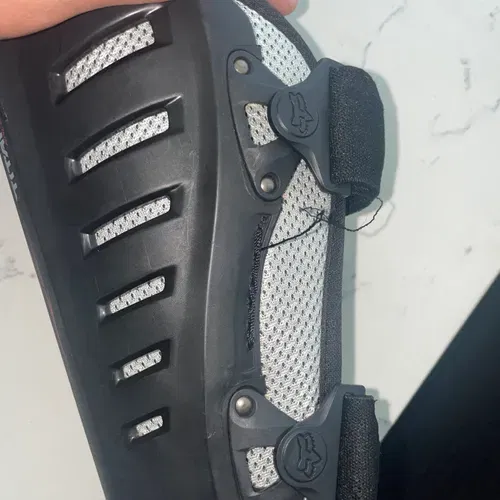 Fox Racing Knee Pads And Shin Guards 