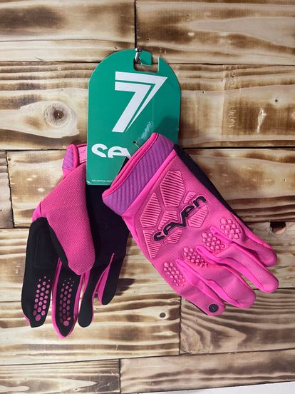 mocoloveです。 Pink Seven Gloves - Size L