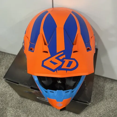 6D ATR-2 Helmet Size L Rare (Orange/Blue/Light Blue)