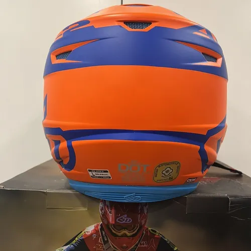 6D ATR-2 Helmet Size L Rare (Orange/Blue/Light Blue)