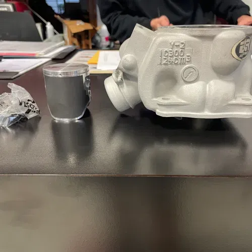 Yz 125 Cylinder And Piston