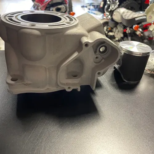 Yz 125 Cylinder And Piston