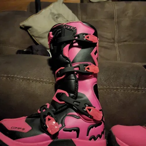 Fox Wemons Riding Boots (Kid Size)