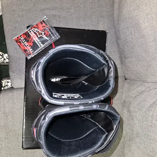 Tech 7 Boots