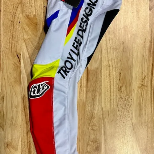 TROY LEE DESIGNS YOUTH GP PANT DROP IN WHITE 