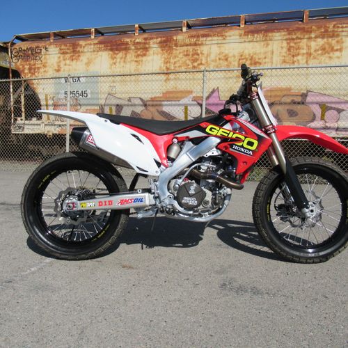2015 HRC CRF450R ENGINE IN 2009 CHASSIS SETUP FOR FLAT TRACK