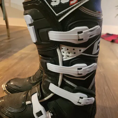 Gaerne sgj cheap youth boots