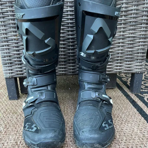 Leatt Boots - Size 12