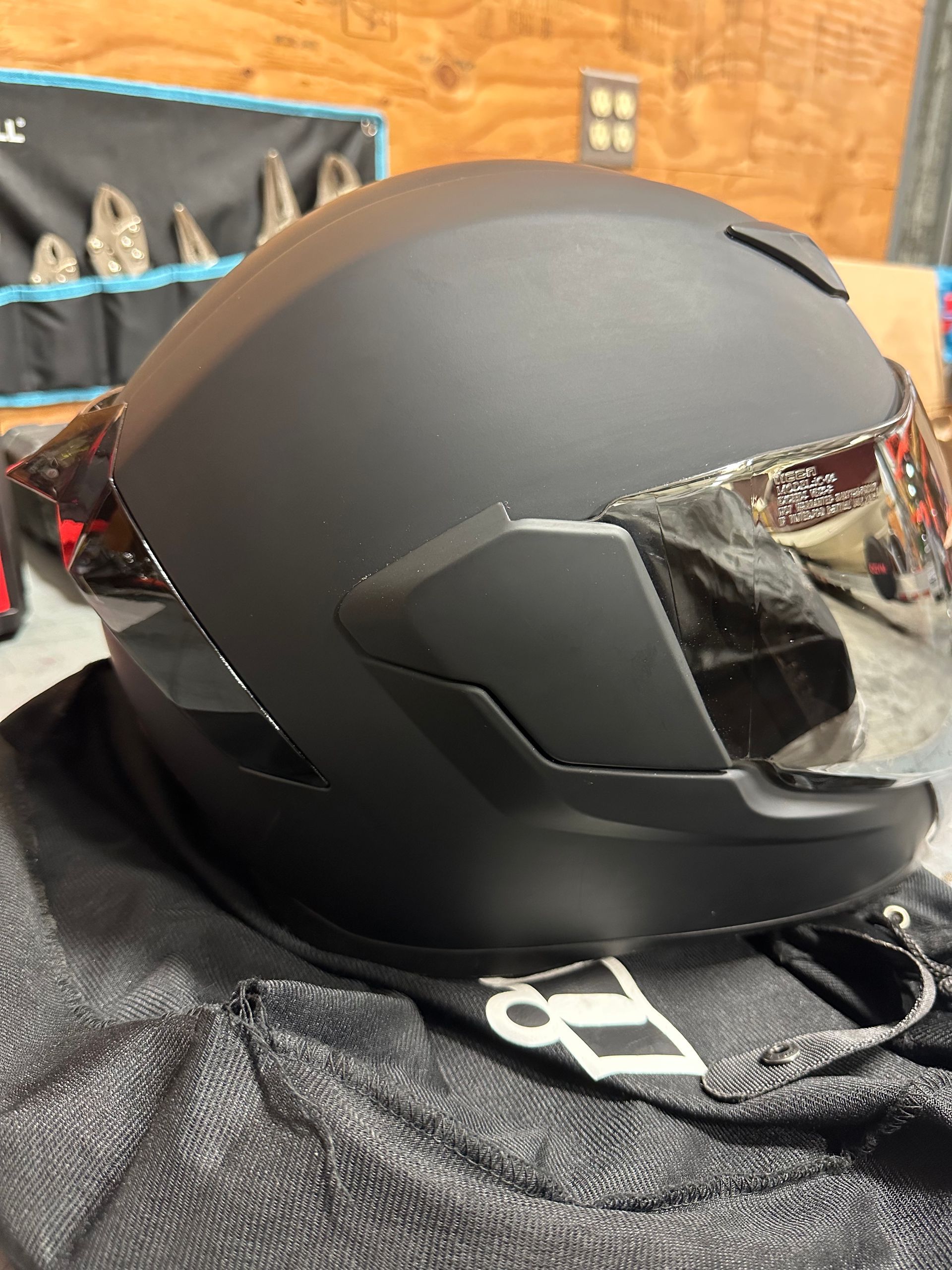 Icon Airflite Rubatone Helmet