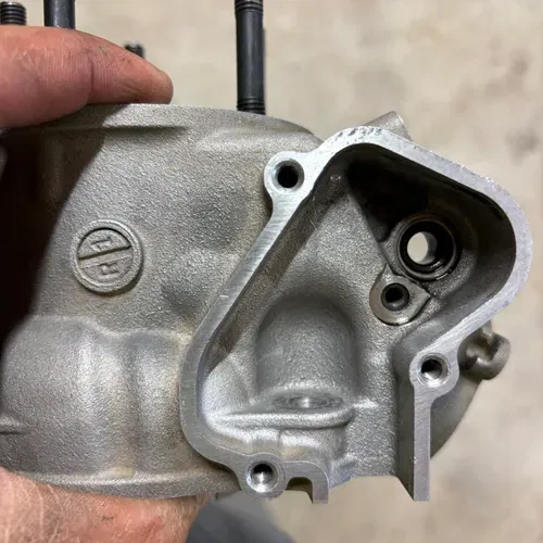 Yamaha Yz125 2022+ Cylinder And Head.  