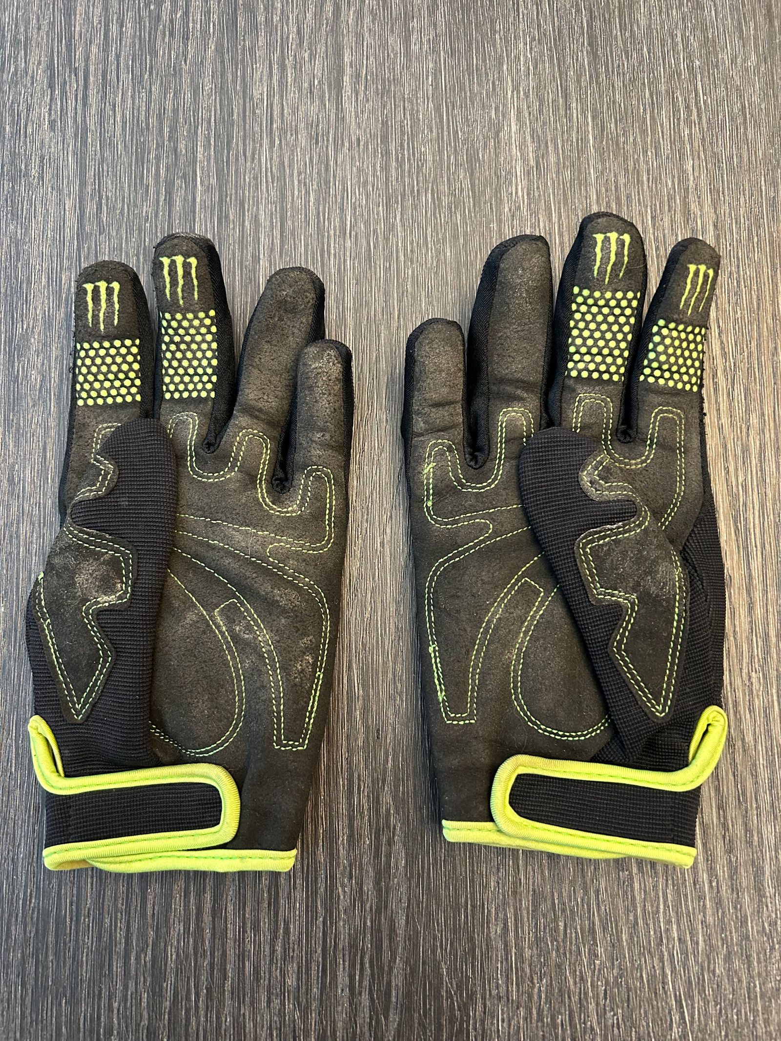 Fox monster energy gloves clearance