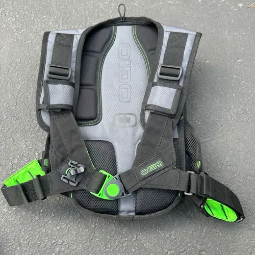 Ogio atlas 3l hydration pack best sale