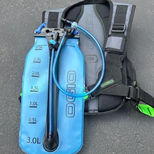 OGIO Baja 2L Hydration Pack