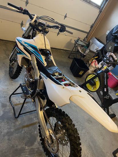 Yamaha YZ250F 450F OEM White Plastics