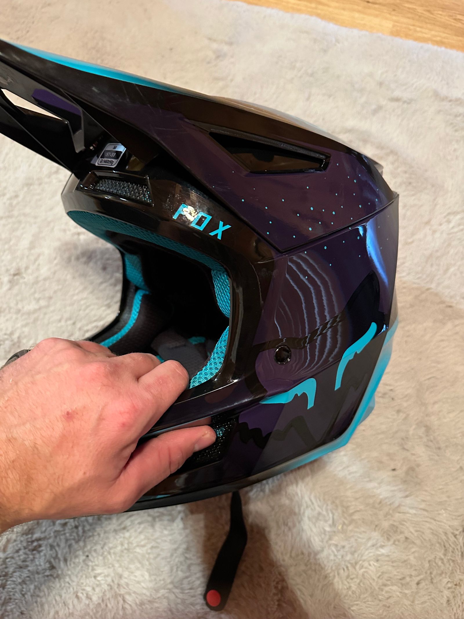 Fox racing v1 weld se helmet clearance