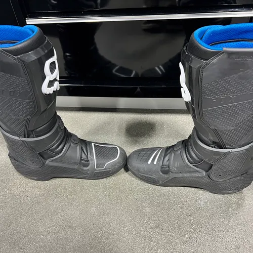 Fox Instinct Boots- Size 11