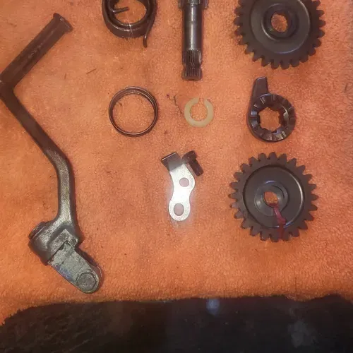 2006 RM85 Kickstart Assembly W Kickstart Arm