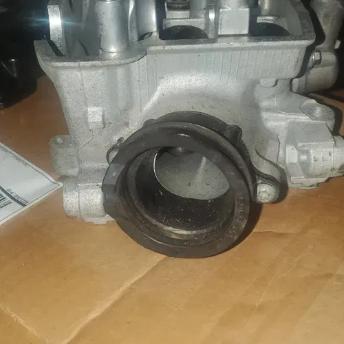 Kawasaki KX450F Cylinder Head Complete