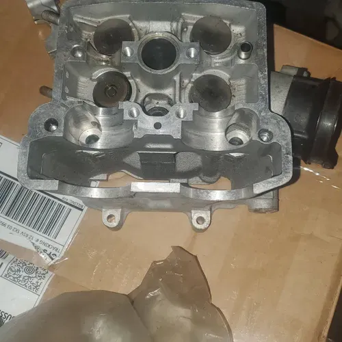 Kawasaki KX450F Cylinder Head Complete