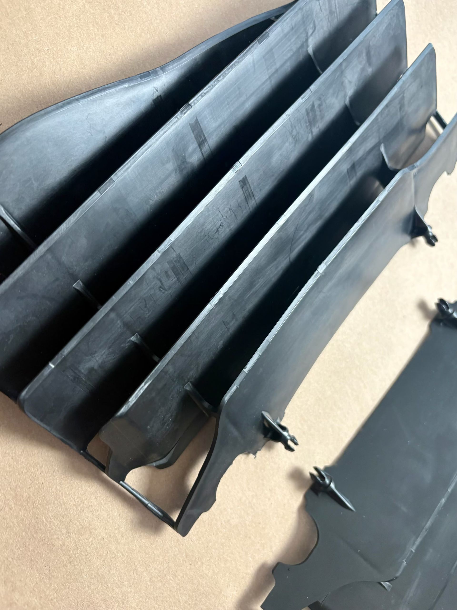 Honda Genuine CRF450 / CRF450R Radiator Louvers Set (Left & Right) (Black) 