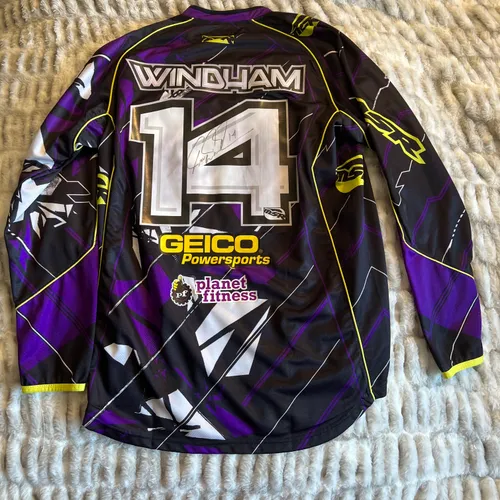 Kevin Windham Signed Jersey